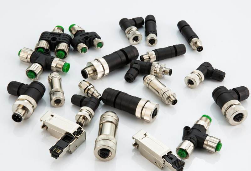 Industrial A-Coding M12 Shielded Elbow 3Pin/4Pin Circular Sensor Connectors Plug Adapter Fittings.